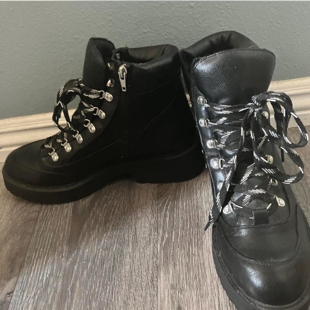 Black boots